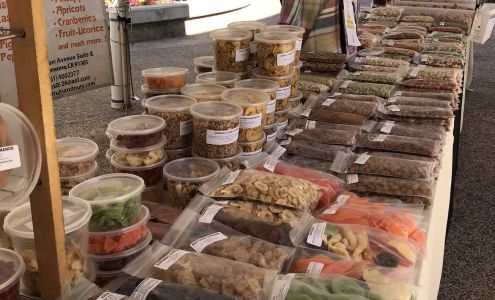 Alex's Fruits & Nuts