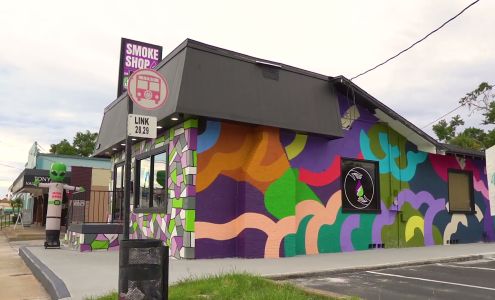 Recharge Smoke Shop & Kratom Bar