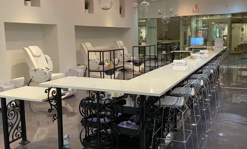 Nail Bar NOLA - Canal Place