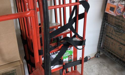 U-Haul Neighborhood Dealer