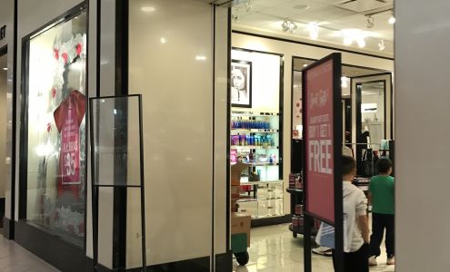 Victoria's Secret & PINK by Victoria's Secret