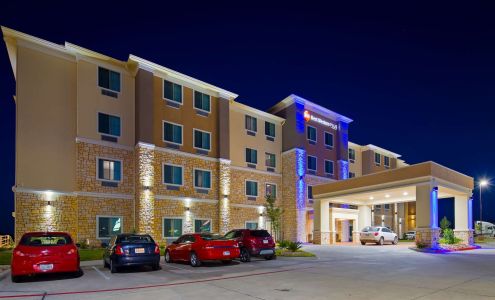 Best Western Plus Buda Austin Inn & Suites