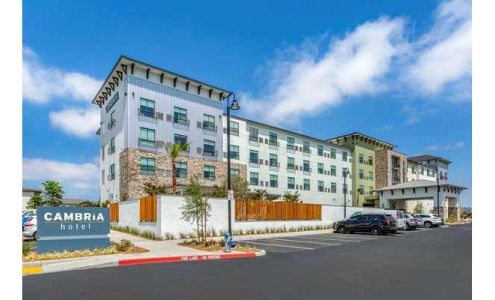 Hotel Centro Sonoma Wine Country, Tapestry by Hilton