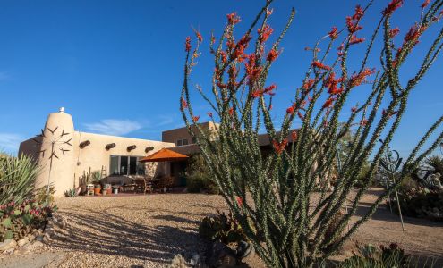 The Desert Lily Vacation Home