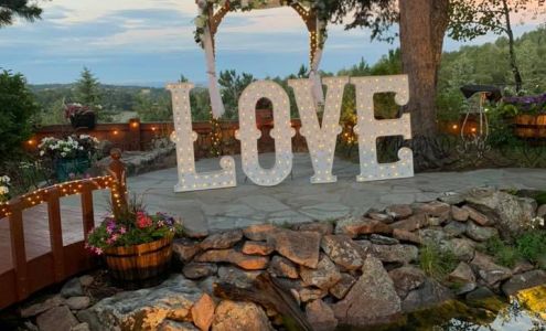 Christies of Genesee Wedding and Event Venue