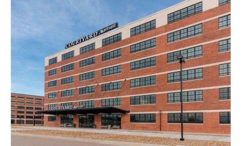 Courtyard Waterloo Cedar Falls