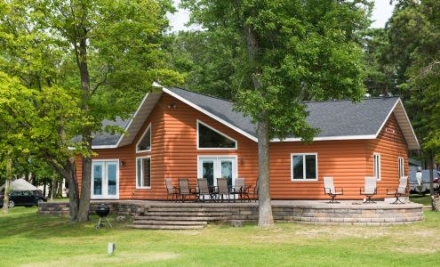 Hiawatha Beach Resort