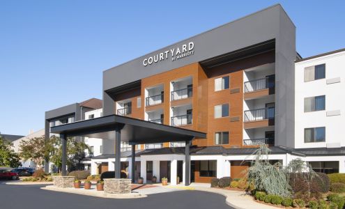 Courtyard by Marriott Burlington