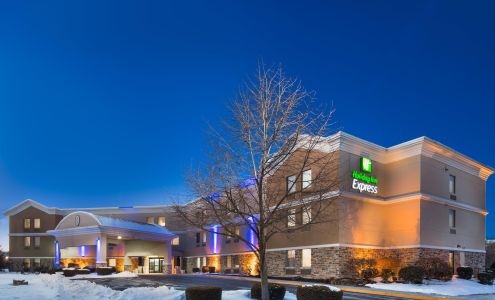 Holiday Inn Express Harrisburg NE, an IHG Hotel
