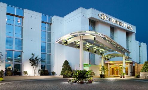 Crowne Plaza Charleston Airport - Conv Ctr, an IHG Hotel
