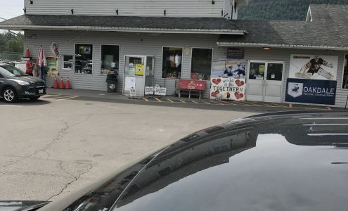 Bannon's Gas Bar Fort William First Nation