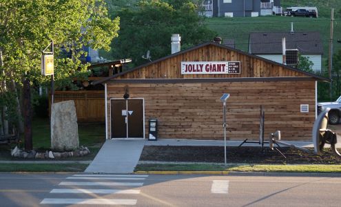 Jolly Giant Pub & Motel Willow Bunch