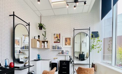 Michelle L studio 13455 Maxella Ave suite #123, Marina Del Rey California 90292