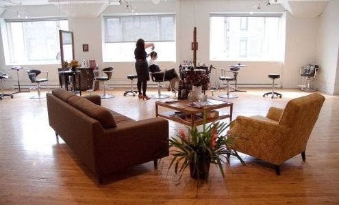 Salon Sweet William 5337 Boul. Saint-Laurent #210, Montréal Quebec H2T 1S5