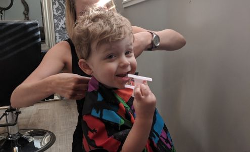 Salon Grea 611 9th St E, Saskatoon Saskatchewan S7H 0M4