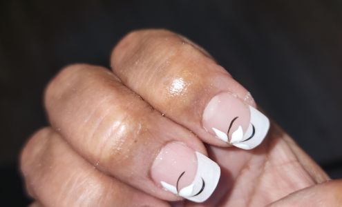 Tl Nails 1600 15th Ave #117, Prince George British Columbia V2M 1R7