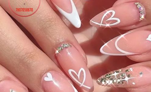 Binh's Nails Callingwood market