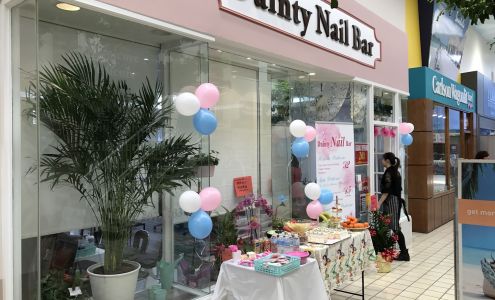 Dainty Nail Bar and Spa 7355 Bayview Ave Unit 11, Thornhill Ontario L3T 5Z2