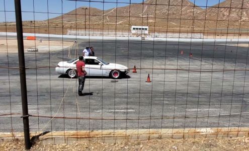 drift 101 3500 75th St W, Rosamond California 93560