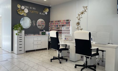 Essential Nail & Spa