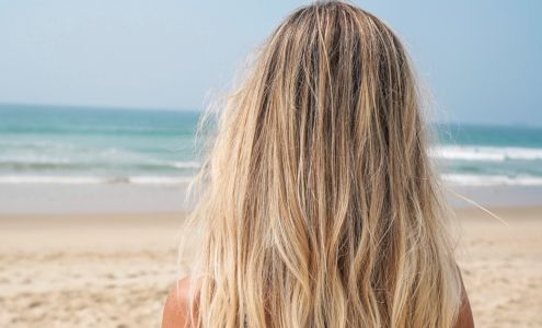 Krisp Hair 2262 Honolulu Ave, Montrose California 91020