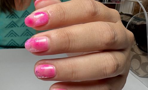 Nails on Brown | Natural Nail Care