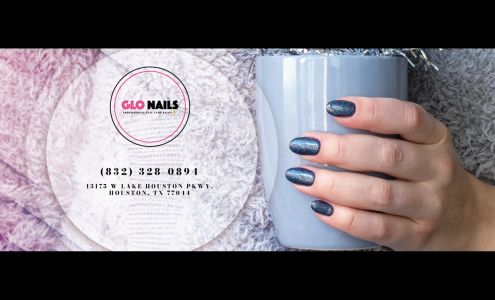 GLO NAILS