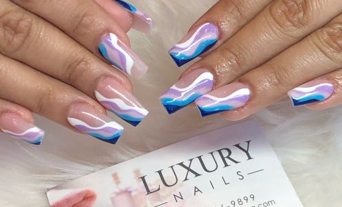 LURAY NAILS Vienna in Tyson West