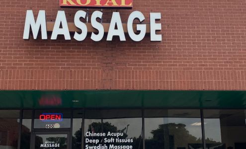 Royal Massage (Same parking lot as the post office)