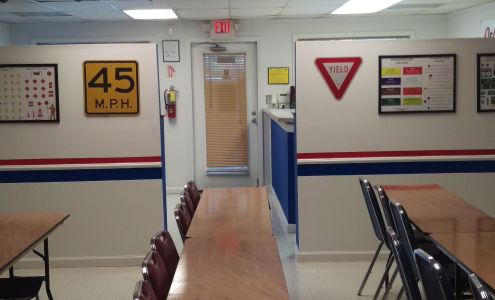 Oscar's Driving School