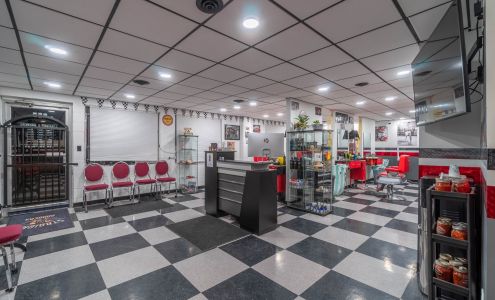 Straight 8 Barbers Aberdeen 1390 Hillside Dr #5, Kamloops British Columbia V2E 0A6