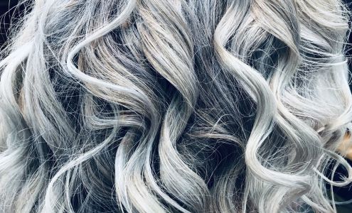 BALM+BRISTLE 1204 Nix Dr, Hood River Oregon 97031