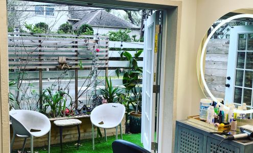 Jonathan Luke (Hairdresser)