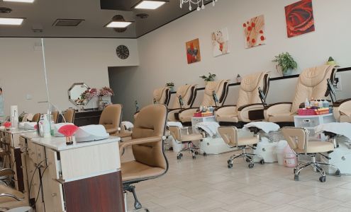 Gloss Nails & Spa Zone 311 Cope Ln #116, Saskatoon Saskatchewan S7T 0G3