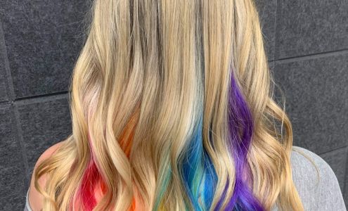 Annie Hayes, Hairstylist