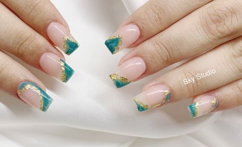 SKY NAIL STUDIO -Confederation Plaza