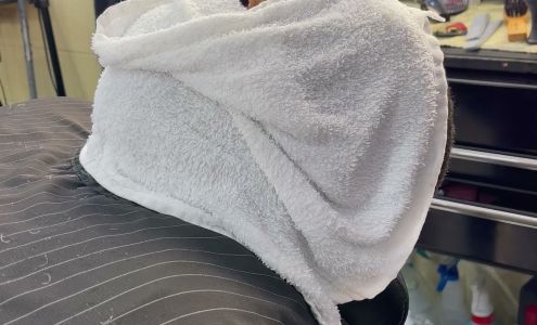 Loyalty Cutz Barbershop