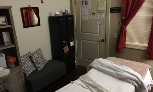 Embrace Yourself Skincare and Waxing