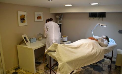 Brazilian Body Sugaring Toronto