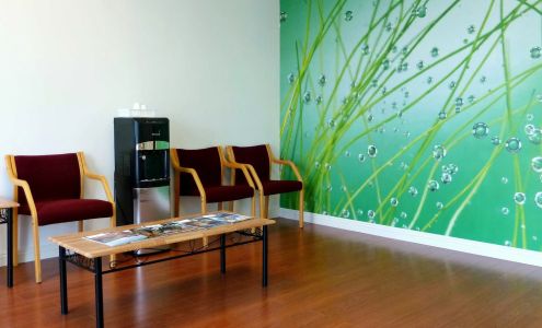 Amplus Acupuncture & Herbs