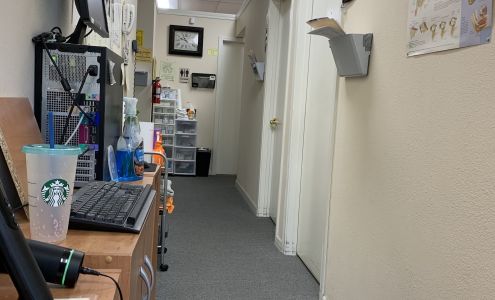 East West Chiropractic & Acupuncture Clinic (Fremont)