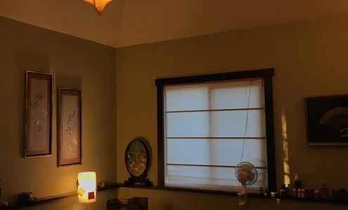 Three Treasures Acupuncture: Lynn Potter, LAc 172 Spruce Ave, Gearhart Oregon 97138