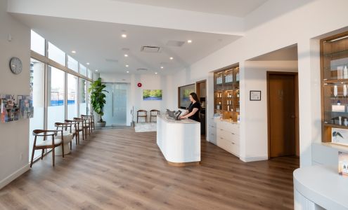 Arbutus Laser Centre