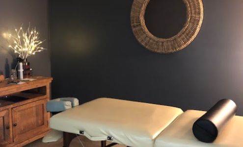 Avé Holistic Health & Chiropractic