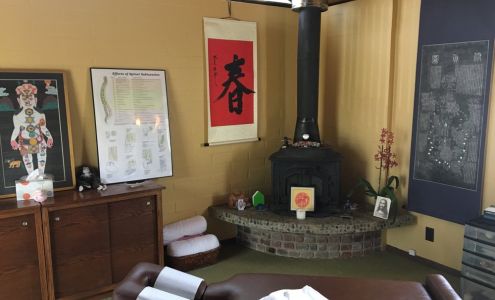 Ralphael Mattei, DC. - Innate Wellness Center 1927 1/2 Lake Ave, Altadena California 91001