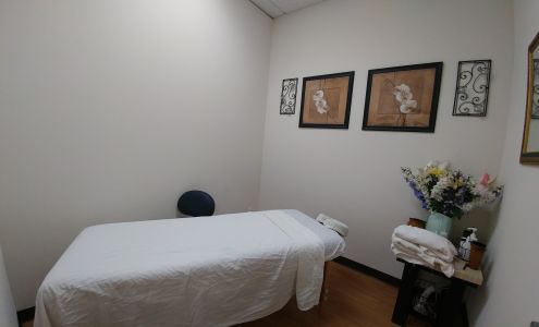 SONYA HEALTH MART & CHIROPRACTIC INC