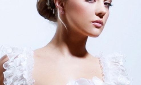 MAKEUP BY AMBER KACZMAREK