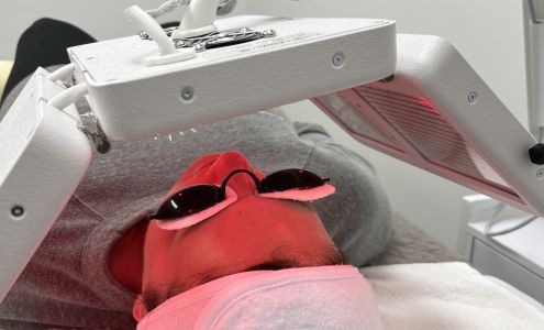 Hope Della Acne & Skincare