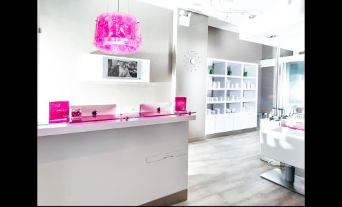 Blo Blow Dry Bar