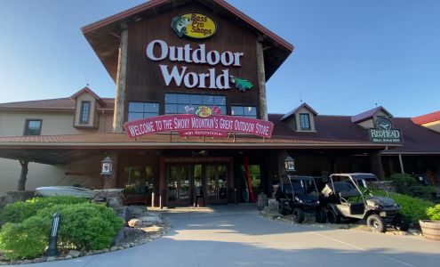 Bass Pro Shops